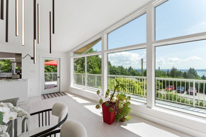 Photo 29 at 1725 Rosebery Avenue, Queens, West Vancouver