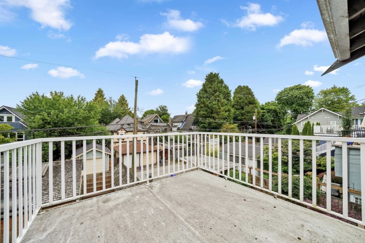 Photo 23 at 3535- - 3539 W 3rd Avenue, Kitsilano, Vancouver West