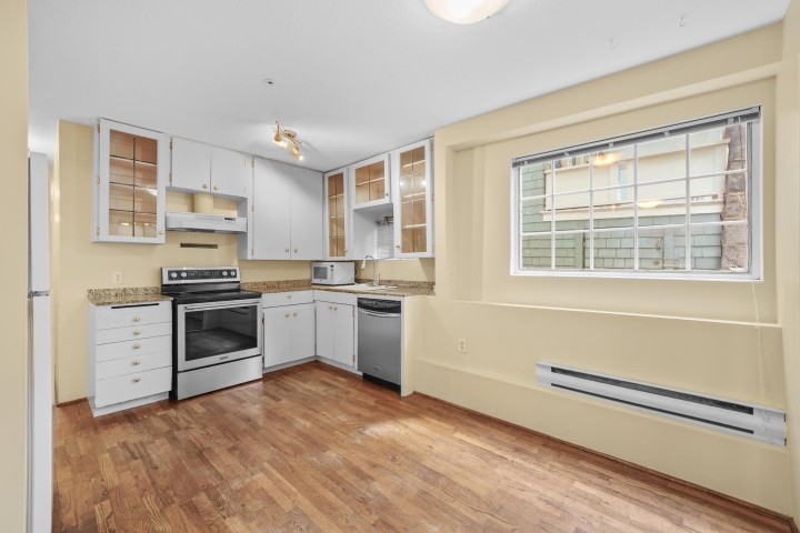 Photo 32 at 3535- - 3539 W 3rd Avenue, Kitsilano, Vancouver West