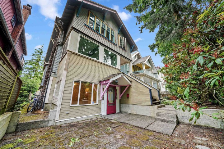Photo 11 at 3535- - 3539 W 3rd Avenue, Kitsilano, Vancouver West