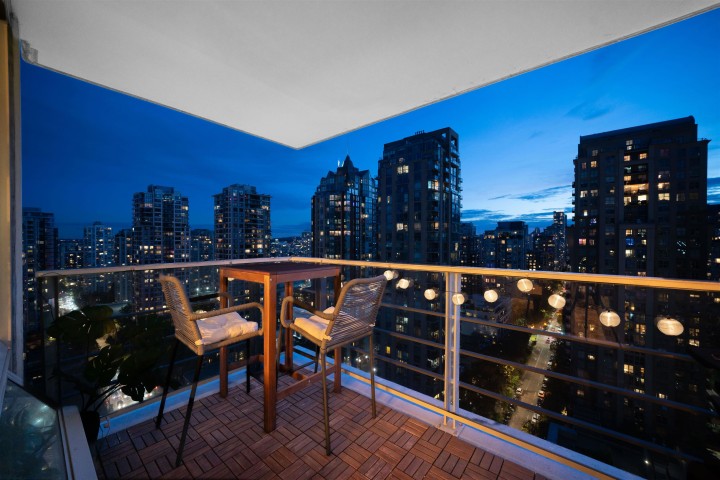 Photo 17 at 1905 - 535 Smithe Street, Downtown VW, Vancouver West