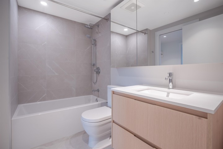 Photo 6 at 2202 - 1500 Fern Street, Lynnmour, North Vancouver