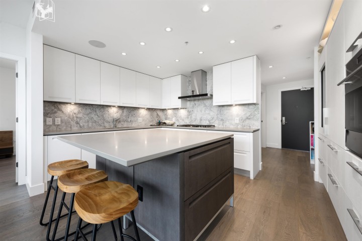 Photo 9 at 310 - 6333 West Boulevard, Kerrisdale, Vancouver West