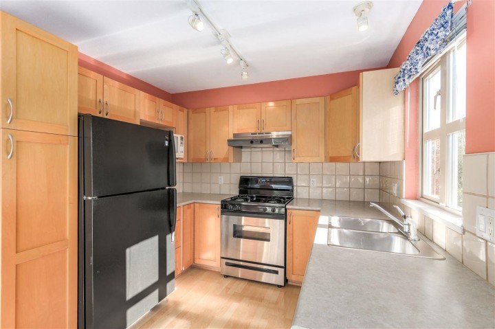 Photo 11 at 303 - 2338 Western Parkway, University VW, Vancouver West