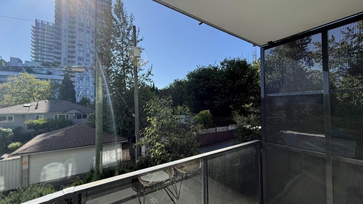 Photo 12 at 207 - 488 W 58th Avenue, South Cambie, Vancouver West