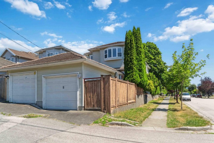 Photo 31 at 1303 W 67th Avenue, Marpole, Vancouver West