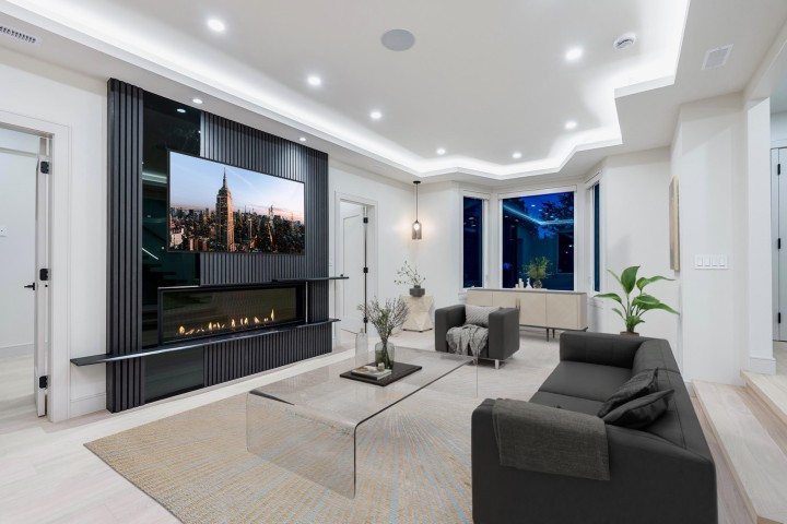 Photo 7 at 2050 Westdean Crescent, Ambleside, West Vancouver