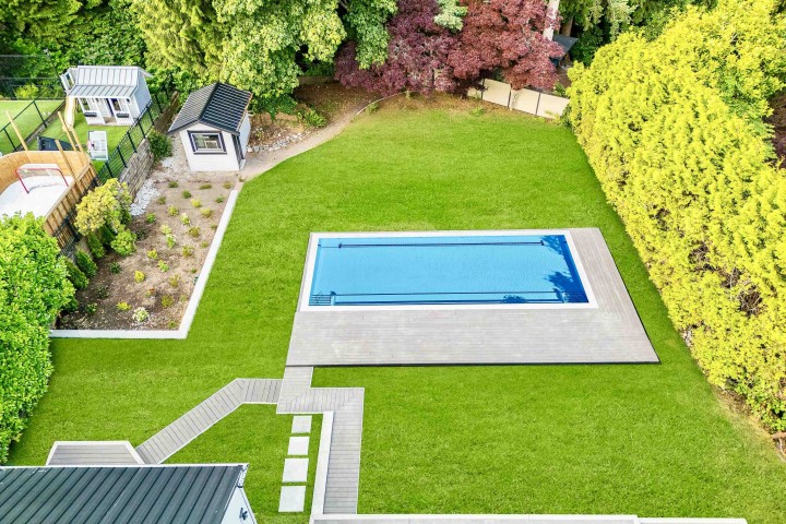 Photo 5 at 2050 Westdean Crescent, Ambleside, West Vancouver