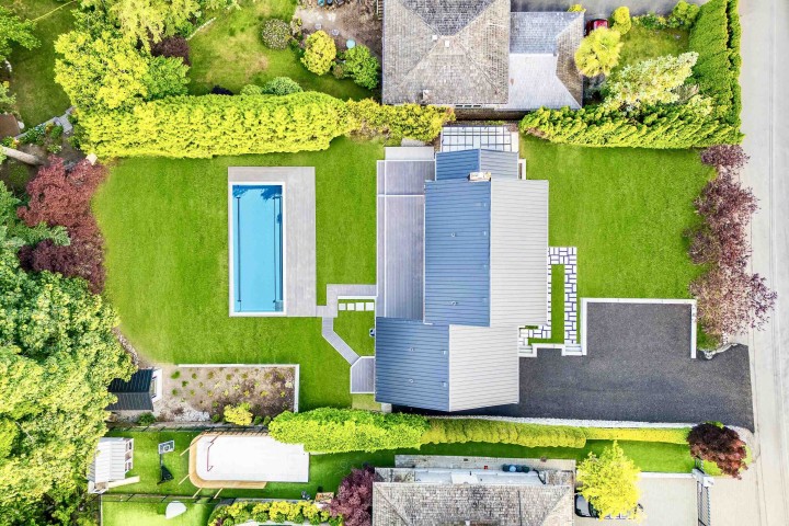 Photo 33 at 2050 Westdean Crescent, Ambleside, West Vancouver