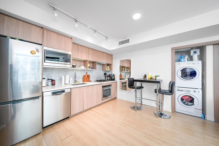 Photo 6 at 1219 - 68 Smithe Street, Downtown VW, Vancouver West