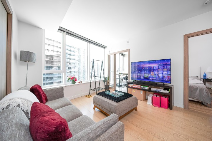 Photo 10 at 1219 - 68 Smithe Street, Downtown VW, Vancouver West