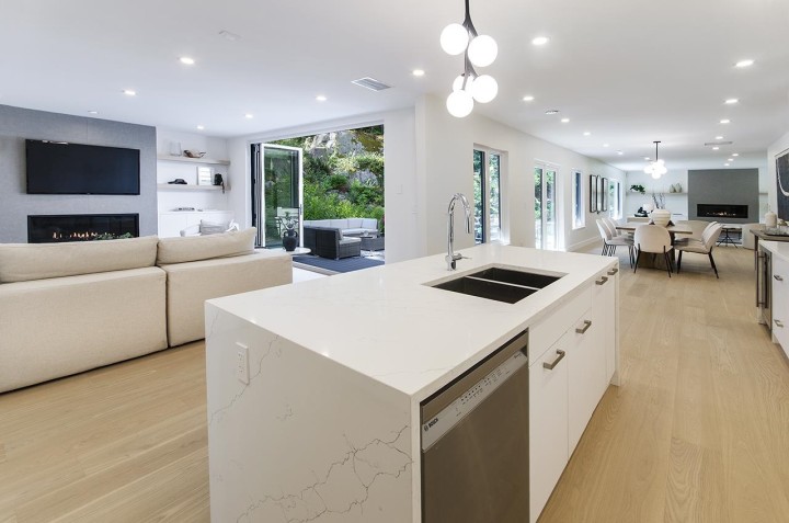 Photo 16 at 4002 Bayridge Avenue, Bayridge, West Vancouver