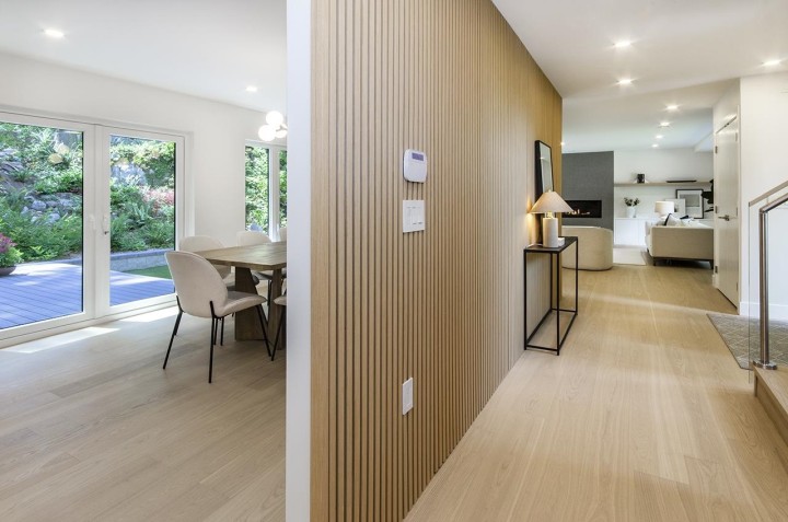 Photo 31 at 4002 Bayridge Avenue, Bayridge, West Vancouver