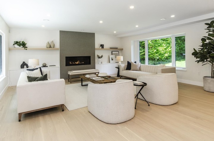 Photo 4 at 4002 Bayridge Avenue, Bayridge, West Vancouver