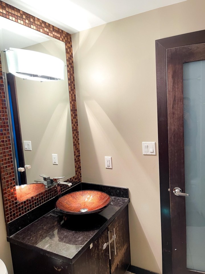 Photo 13 at 702 - 168 E Esplanade, Lower Lonsdale, North Vancouver