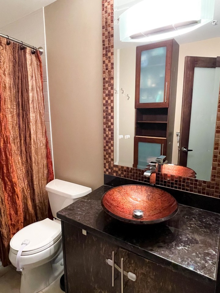 Photo 12 at 702 - 168 E Esplanade, Lower Lonsdale, North Vancouver