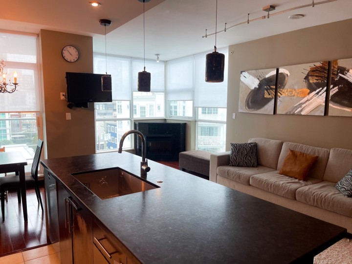 Photo 3 at 702 - 168 E Esplanade, Lower Lonsdale, North Vancouver