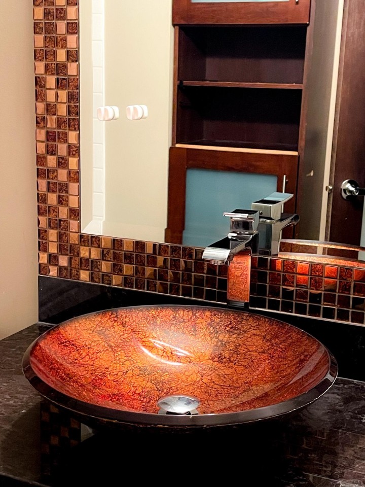 Photo 14 at 702 - 168 E Esplanade, Lower Lonsdale, North Vancouver