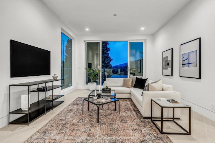 Photo 16 at 4500 Canterbury Crescent, Forest Hills NV, North Vancouver