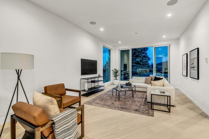 Photo 12 at 4500 Canterbury Crescent, Forest Hills NV, North Vancouver