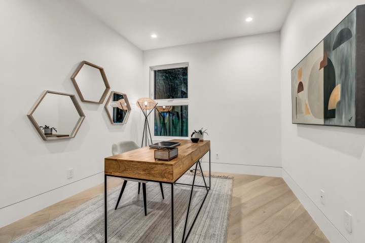 Photo 10 at 4500 Canterbury Crescent, Forest Hills NV, North Vancouver