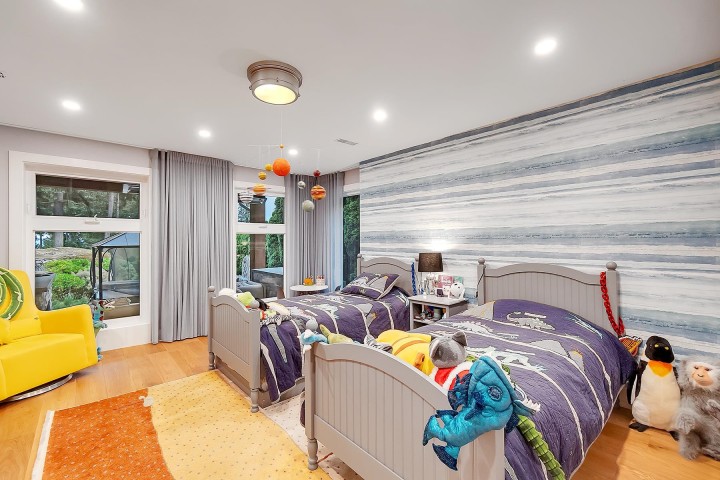 Photo 27 at 3706 Southridge Place, Westmount WV, West Vancouver