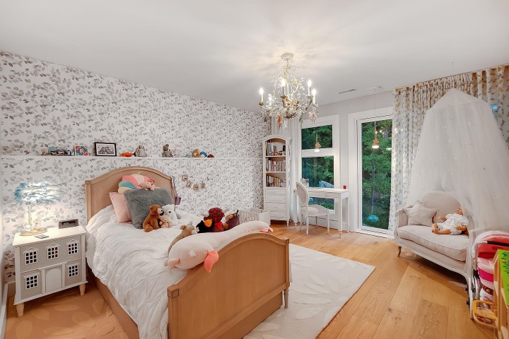 Photo 26 at 3706 Southridge Place, Westmount WV, West Vancouver