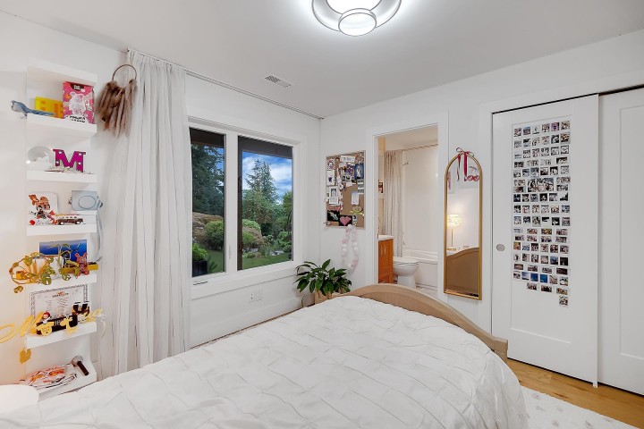 Photo 29 at 3706 Southridge Place, Westmount WV, West Vancouver