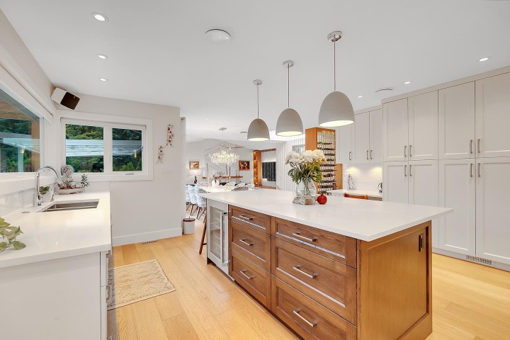 Photo 21 at 3706 Southridge Place, Westmount WV, West Vancouver