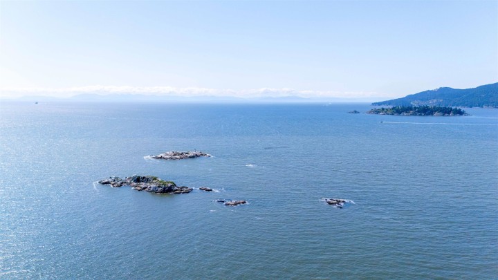 Photo 2 at 5252 Marine Drive, Caulfeild, West Vancouver