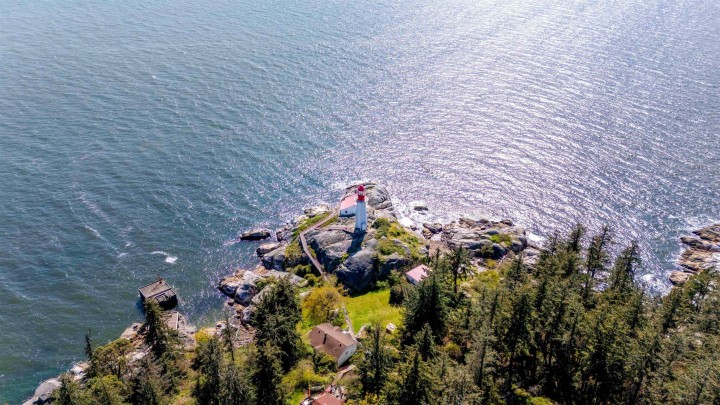 Photo 7 at 5252 Marine Drive, Caulfeild, West Vancouver