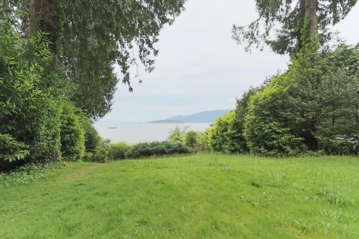 Photo 20 at 5252 Marine Drive, Caulfeild, West Vancouver