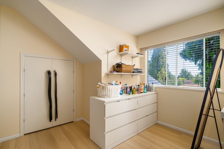 Photo 22 at 1371 Mathers Avenue, Ambleside, West Vancouver