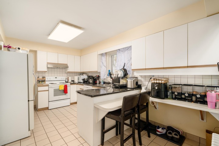 Photo 15 at 1371 Mathers Avenue, Ambleside, West Vancouver