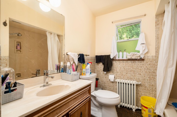 Photo 25 at 1371 Mathers Avenue, Ambleside, West Vancouver