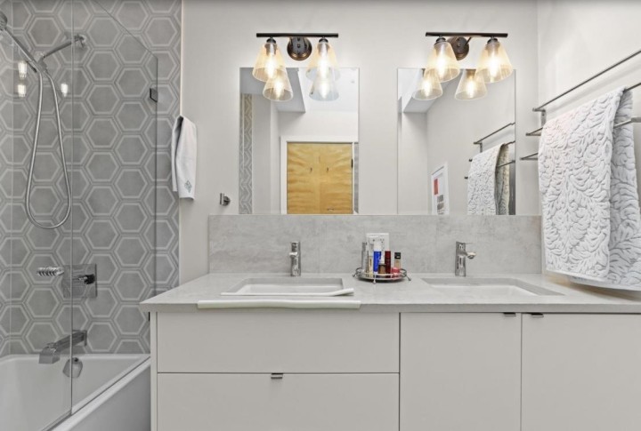 Photo 16 at 81 Morven Drive, Glenmore, West Vancouver