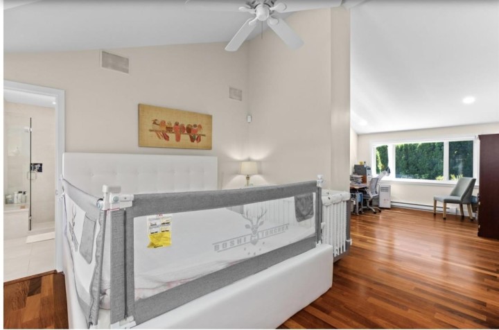 Photo 12 at 81 Morven Drive, Glenmore, West Vancouver