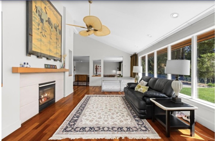 Photo 5 at 81 Morven Drive, Glenmore, West Vancouver