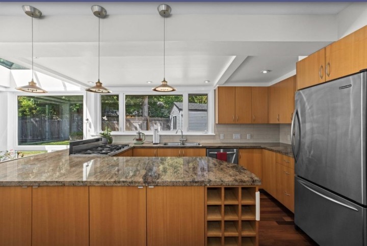 Photo 9 at 81 Morven Drive, Glenmore, West Vancouver