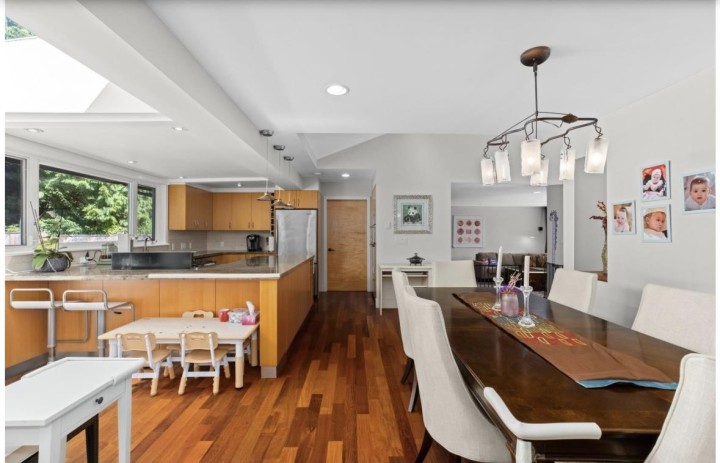 Photo 10 at 81 Morven Drive, Glenmore, West Vancouver