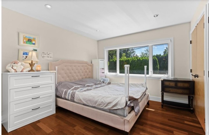 Photo 15 at 81 Morven Drive, Glenmore, West Vancouver