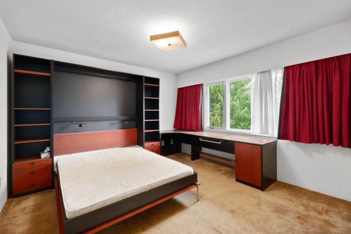 Photo 27 at 2676 W 33rd Avenue, MacKenzie Heights, Vancouver West