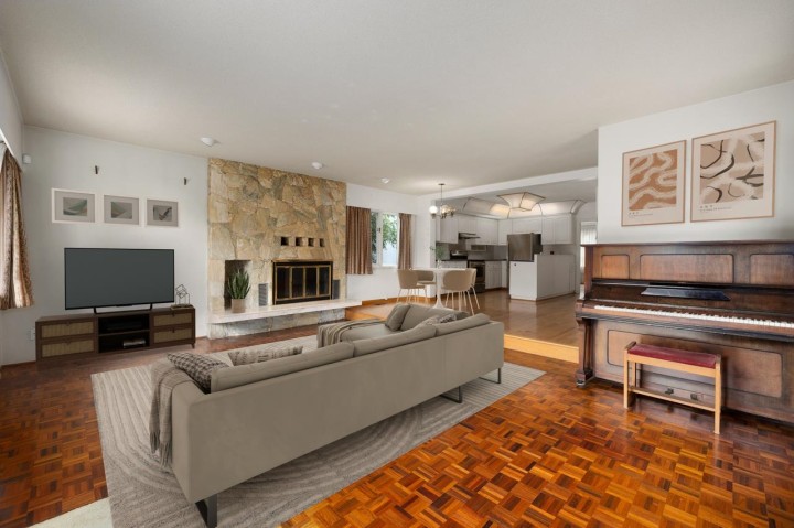 Photo 12 at 2676 W 33rd Avenue, MacKenzie Heights, Vancouver West