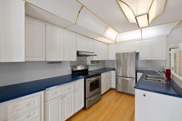 Photo 10 at 2676 W 33rd Avenue, MacKenzie Heights, Vancouver West