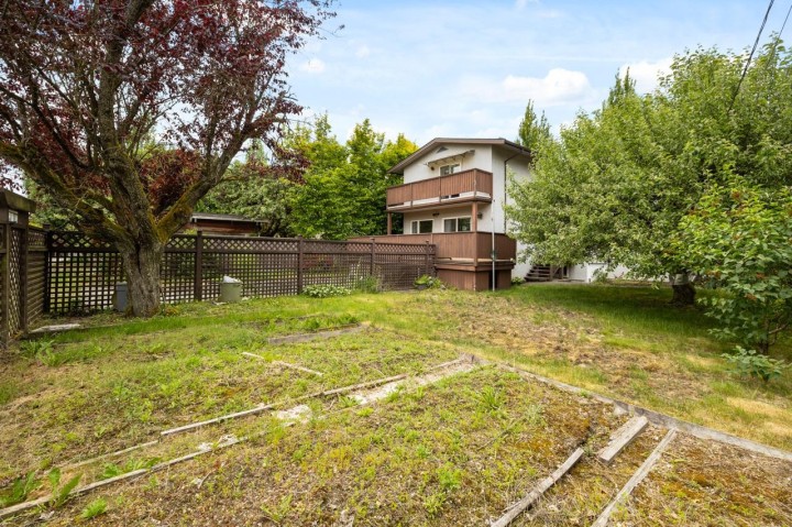 Photo 39 at 2676 W 33rd Avenue, MacKenzie Heights, Vancouver West