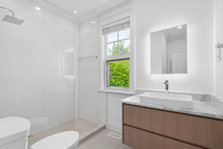 Photo 16 at 4379 Ross Crescent, Cypress, West Vancouver