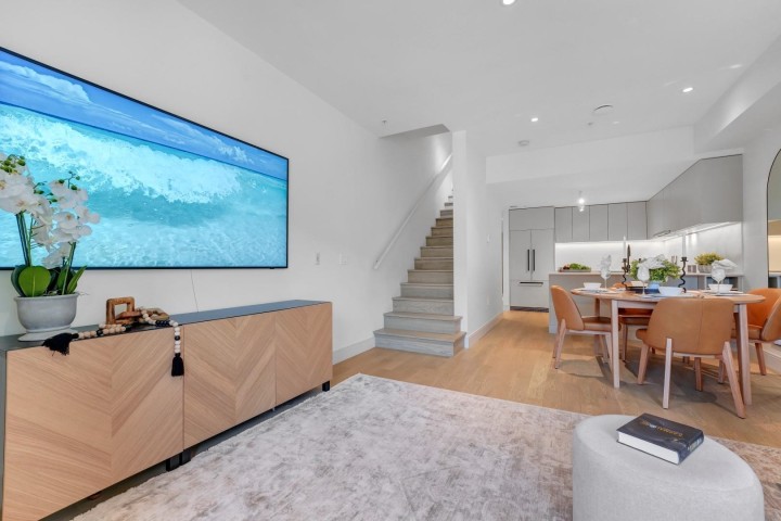 Photo 17 at 6 - 632 E 3rd Street, Lower Lonsdale, North Vancouver