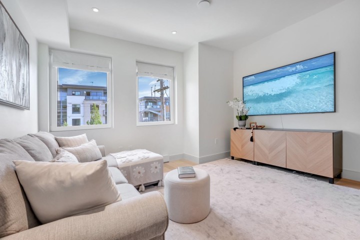 Photo 18 at 6 - 632 E 3rd Street, Lower Lonsdale, North Vancouver