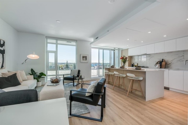 Photo 6 at 610 - 1500 Fern Street, Lynnmour, North Vancouver