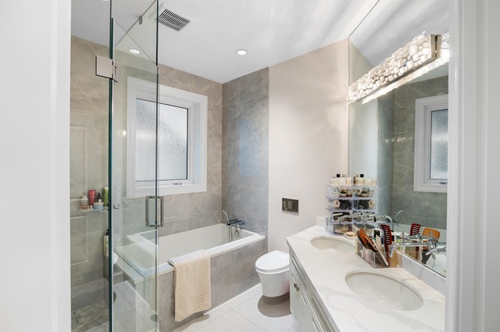 Photo 7 at 2756 W 38th Avenue, Kerrisdale, Vancouver West